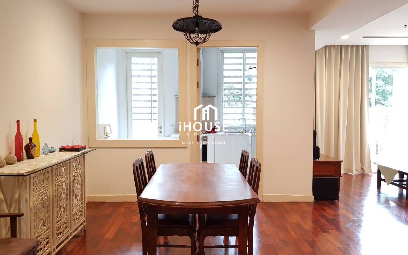 นราทร เพลส