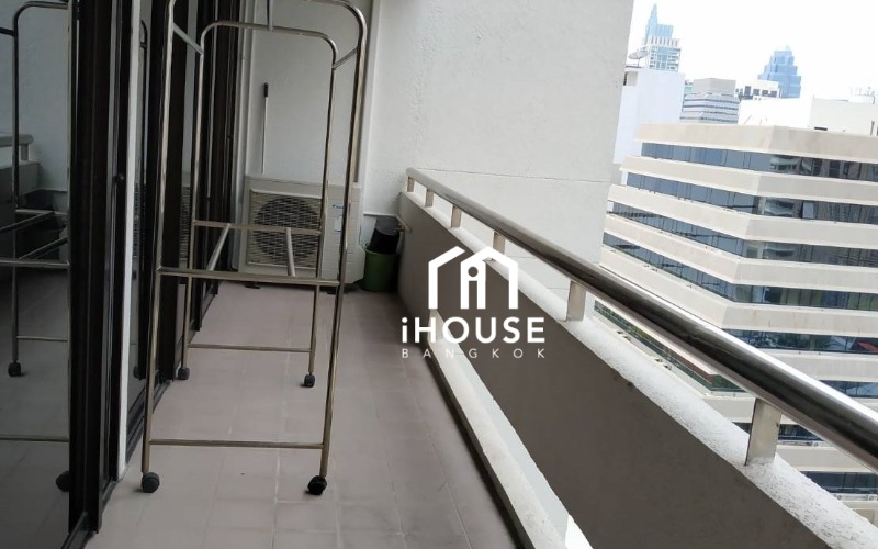 รีเจ้นท์ รอยัล เพลส 1