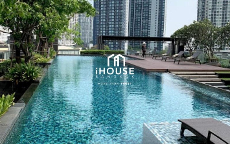 The Base Park West Sukhumvit 77