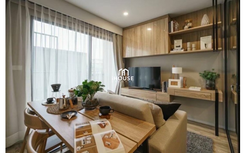 Blossom Condo @ Sathorn - Charoenrat